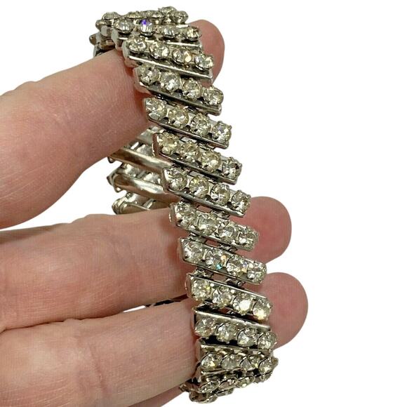 Vintage Mid Century Accordion Stretch Bracelet Silver Tone & White Rhinestones - Picture 6 of 6